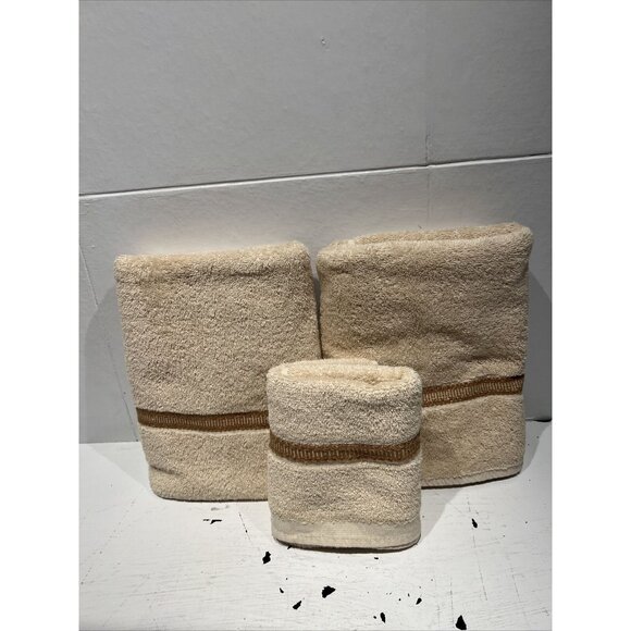 Vtg St Marys fieldcrest Cotton blend Brown Set of 3 Bath Towels & Hand Towel - Picture 7 of 8